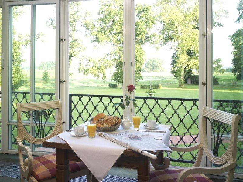 Landhotel Schloss Teschow Teterow Ristorante foto