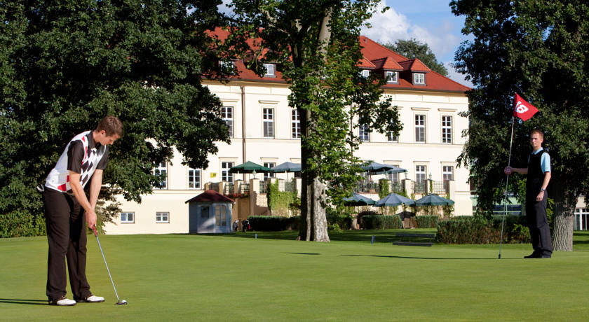 Landhotel Schloss Teschow Teterow Esterno foto